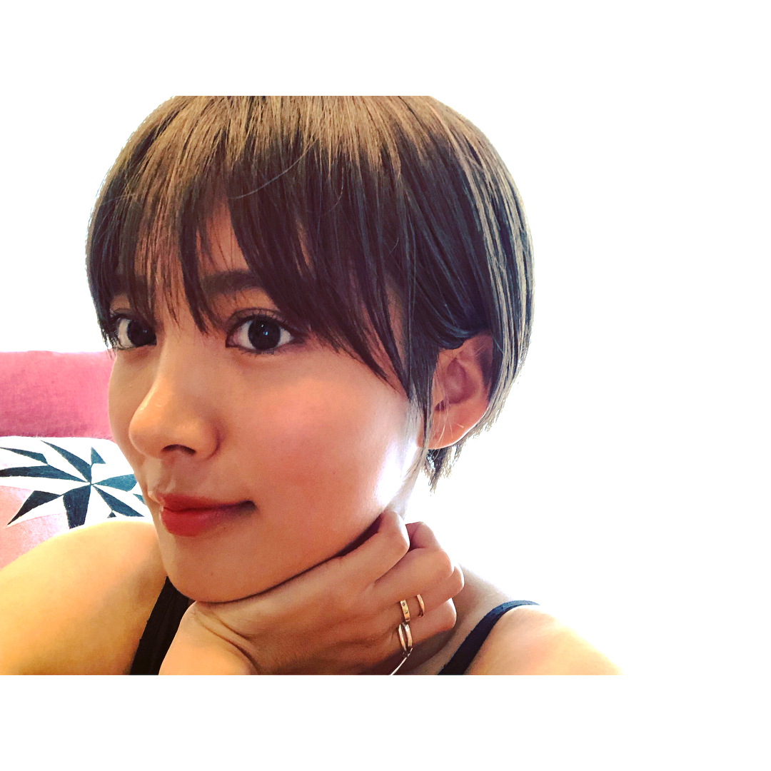 女優の夏菜さん インスタグラムで今までで一番短いベリーショートヘア披露 イメチェンストーリー